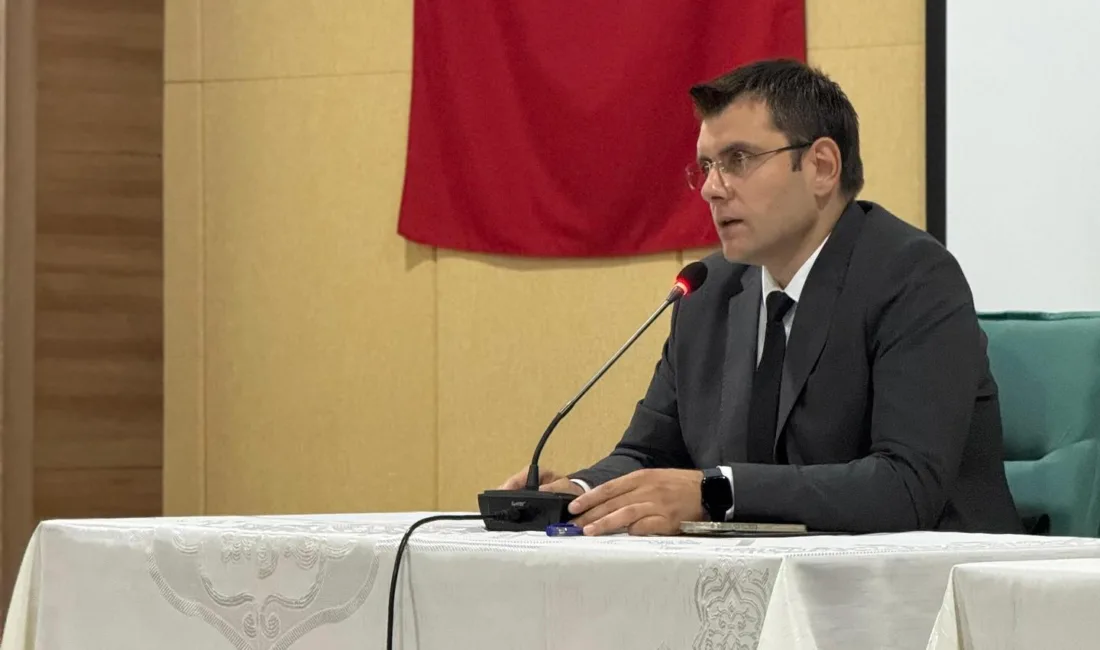 Yerköy Kaymakamı Mehmet Halis Aydın başkanlığında düzenlenen Muhtarlar Toplantısı’nda, köy