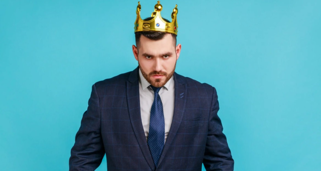 Narsist ne demek? Narsist biri nasıl davranır?