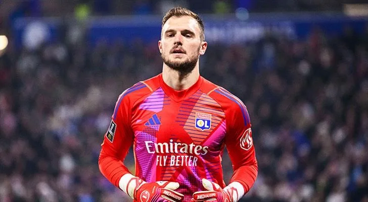 Galatasaray, Perri transferinde önemli adımlar attı. Fransız kulübü Lyon ile