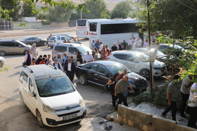 PKK'nın silah bırakma programını takip edecek grup Kuzey Irak'a gitti