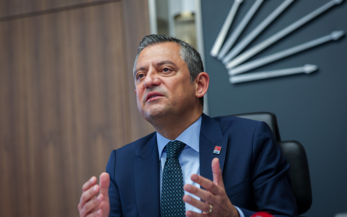 Cumhuriyet Halk Partisi (CHP) Genel Başkanı Özgür Özel, partisinin 39.