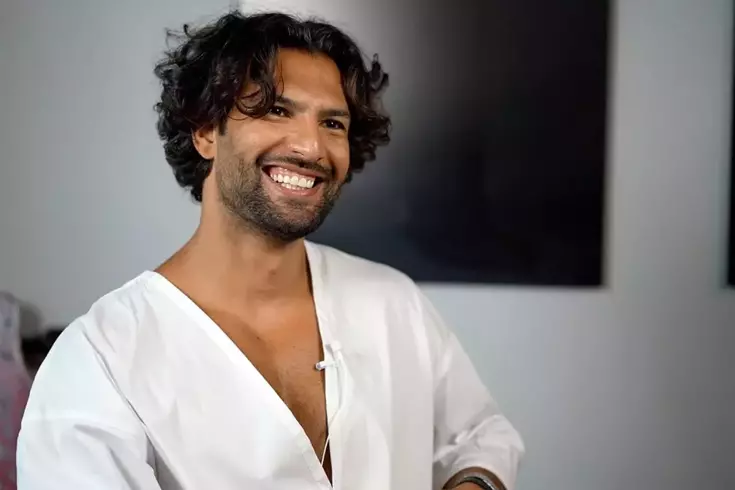 Sertaç Taşdelen, "Filizofe" ve "Esansarı" adlı uygulamalarla ve online platformlarla