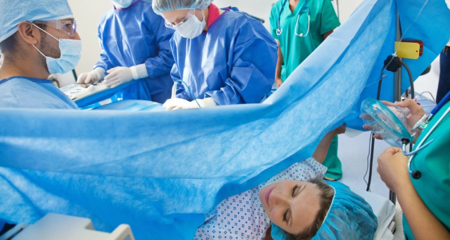 Sezeryan yasaklandı mı? Özel hastanelerde planlı sezaryen yasaklandı mı, neden?