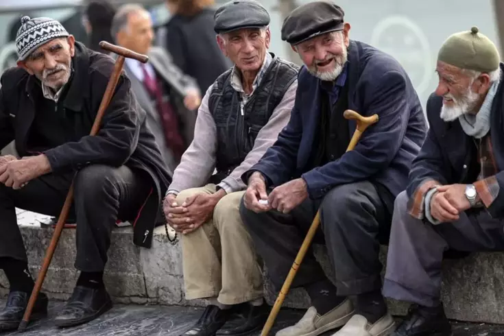 Emekli maaşlarını bankalara taşıyanlar için promosyon kampanyaları Eylül ayında güncellendi.