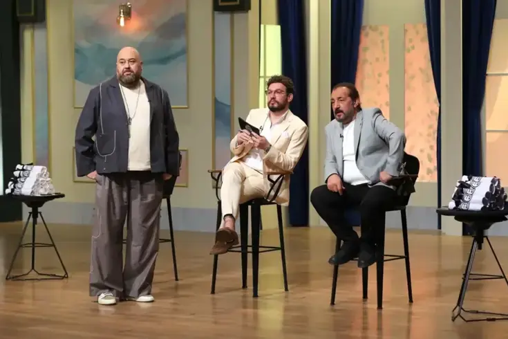 MasterChef yarışmasının jüri üyesi Somer Sivrioğlu, sevgilisi Canselin Tilbe Uslu'nun