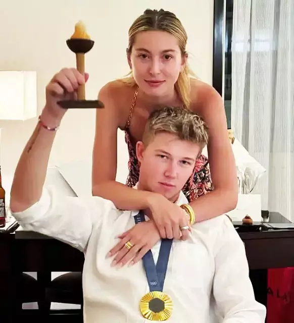 Steve Jobs'un kızı Eve Jobs, 6,7 milyon dolarlık masal gibi düğünle evlendi