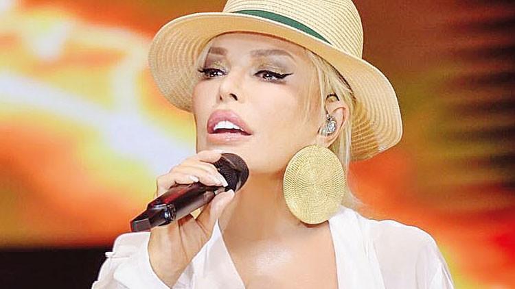 Türk pop müziğinin efsane ismi Ajda Pekkan, 79 yaşında olmasına