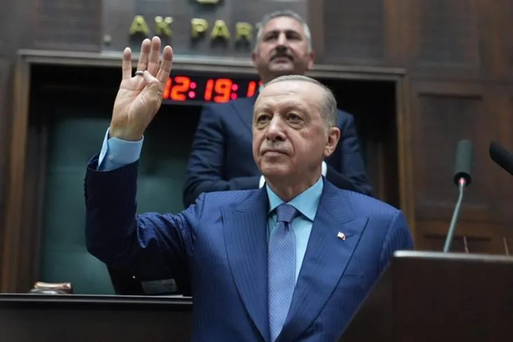 Cumhurbaşkanı Recep Tayyip Erdoğan, Öcalan'ın PKK'ya silah bırakma çağrısının ardından