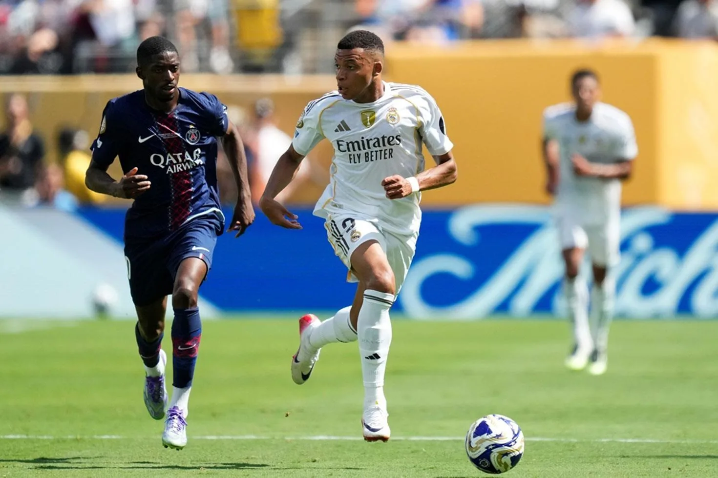 Dünya Kulüpler Kupası'nda Real Madrid'i 4-0 mağlup eden Paris Saint-Germain,