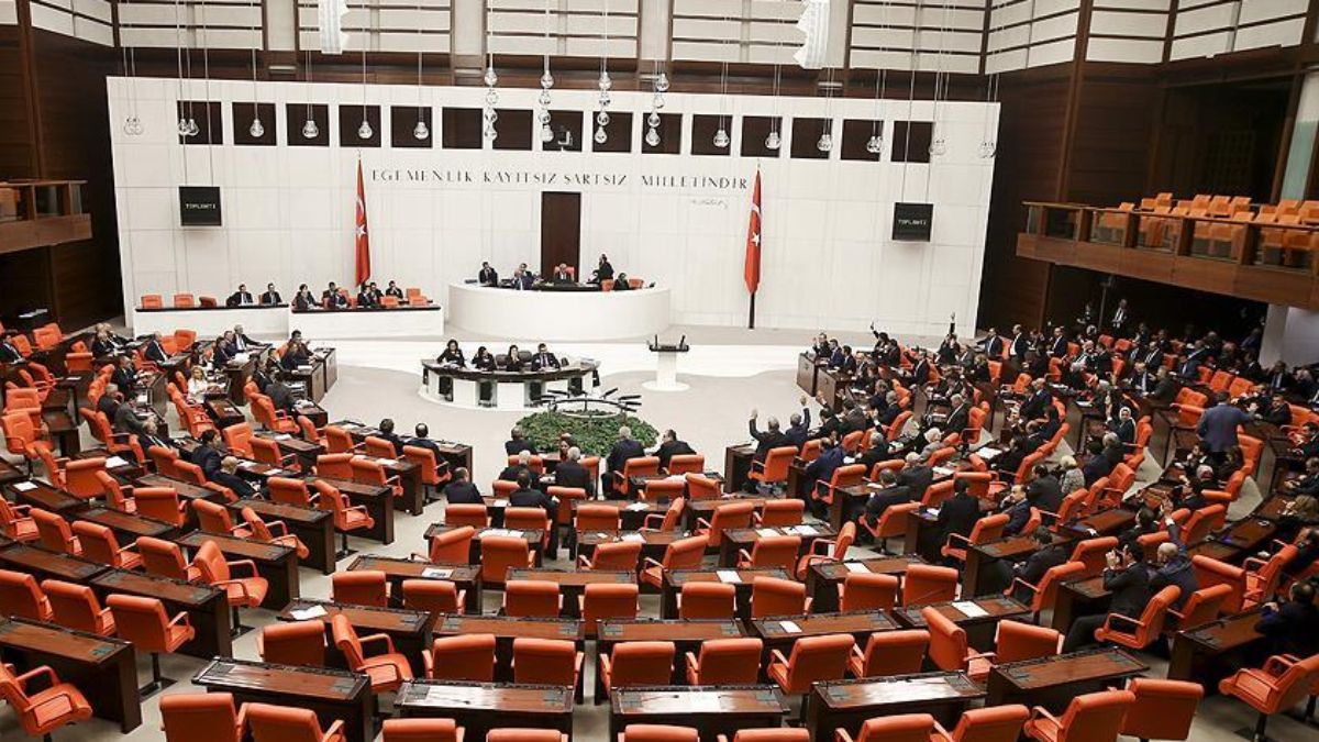 Emeklilikte Yaşa Takılanlar (EYT) düzenlemesiyle birlikte milyonlarca çalışan, kademeli emeklilik