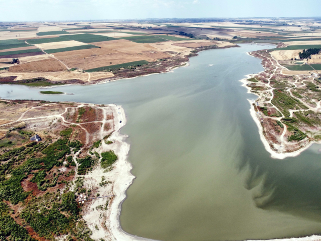 Tekirdağ'daki Türkmeneli Göleti'nde su seviyesi yüzde 5'in altına düştü