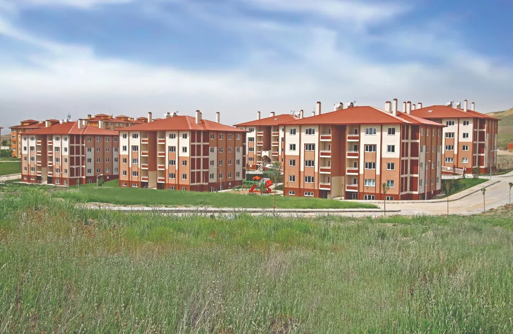 TOKİ’nin 250 bin sosyal konut projesi için heyecan artıyor. Düşük