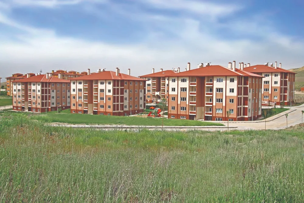 TOKİ’nin 250 bin sosyal konut projesi için heyecan artıyor. Düşük