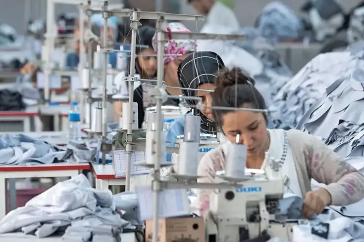 Gülsoy Tekstil ve Art Giyim, İstanbul ve Sakarya merkezli olup,