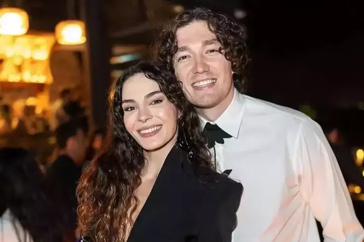 Ünlü oyuncu Ebru Şahin ve başarılı basketbolcu Cedi Osman, İspanya'nın