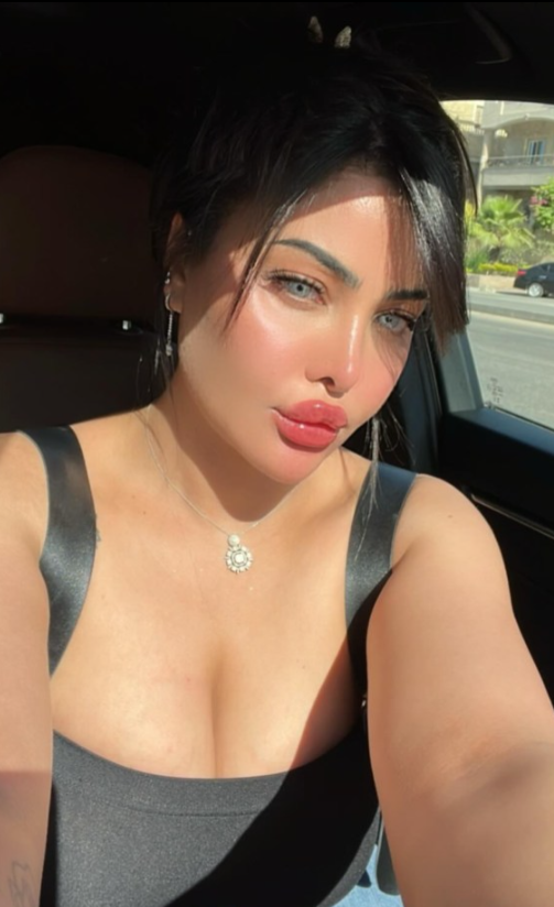 Fenomen dansçı, mahrem yerlerini gösterme suçundan tutuklandı