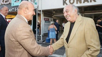 İzmir Cumhuriyet Başsavcılığı'nın yürüttüğü soruşturma kapsamında düzenlenen operasyonda, İZBETON A.Ş.