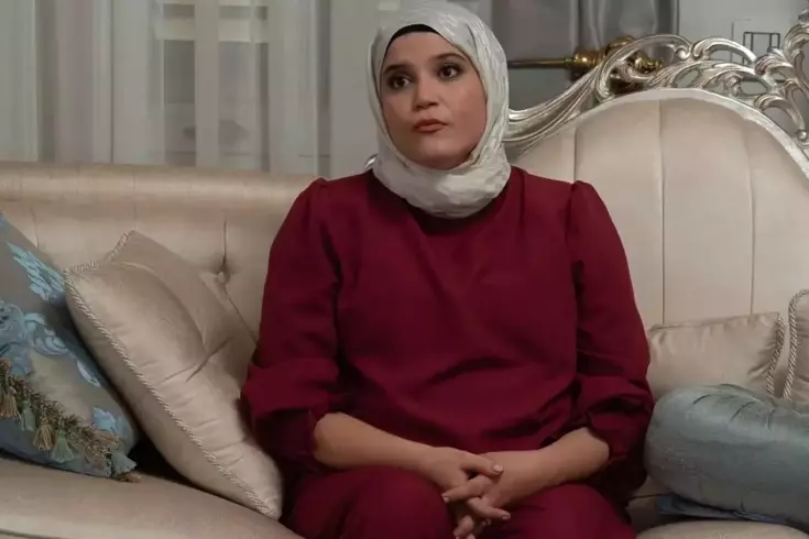 Dizi oyuncusu Feyza Civelek, Kızılcık Şerbeti dizisinden tanınan Nilay karakteriyle