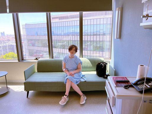 Ünlü şarkıcı Nazan Öncel hastaneye kaldırıldı