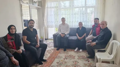 Kaymakam Mehmet Halis Aydın, vefa örneği sergileyerek Kıbrıs Gazisi Ramazan