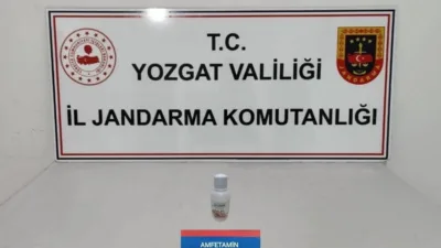 Yerköy ilçemizde jandarma ekiplerinin düzenlediği operasyonda, Ankara’dan uyuşturucu getirmeye çalışan