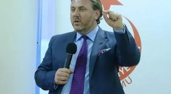 Cumhurbaşkanı Erdoğan'ın Danışmanı Yiğit Bulut, kanser hastalığı sebebiyle tedavi görmeye