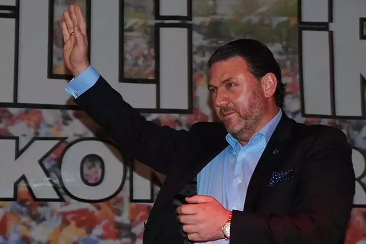 Başdanışman ve Ekonomi Politikaları Kurulu Üyesi Yiğit Bulut, kanser tedavisi