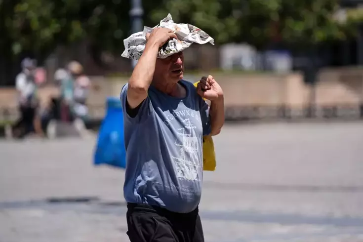 Kuzey Kıbrıs Türk Cumhuriyeti'nde, aşırı sıcaklar nedeniyle 24-27 Temmuz tarihleri