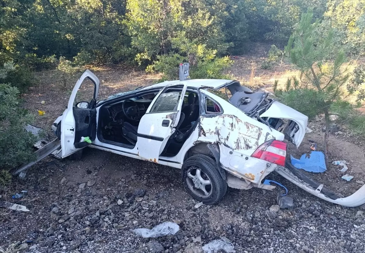 Yozgat’ın Akdağmadeni ilçesine bağlı Gökdere köyü yakınlarında iki aracın çarpışması