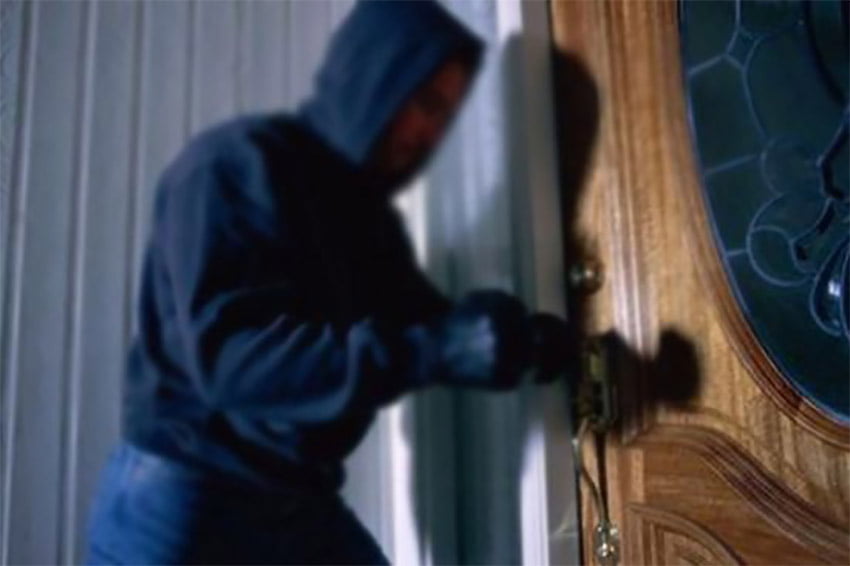 Ankara'nın Polatlı ilçesinde gerçekleşen hırsızlık olayında yaklaşık 400 bin TL