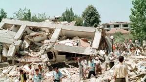 17 Ağustos 1999'da gerçekleşen 7.4 büyüklüğündeki 'Marmara Depremi'nde oluşan titreşim