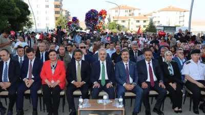 Ulaştırma ve Altyapı Bakanı Abdulkadir Uraloğlu, Kırşehir’in Çiçekdağı ilçesinde düzenlenen