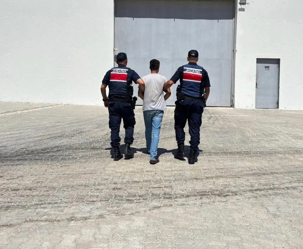 Yerköy İlçe Jandarma Komutanlığı ekipleri, aranan şahıslara yönelik yürüttükleri çalışmalar