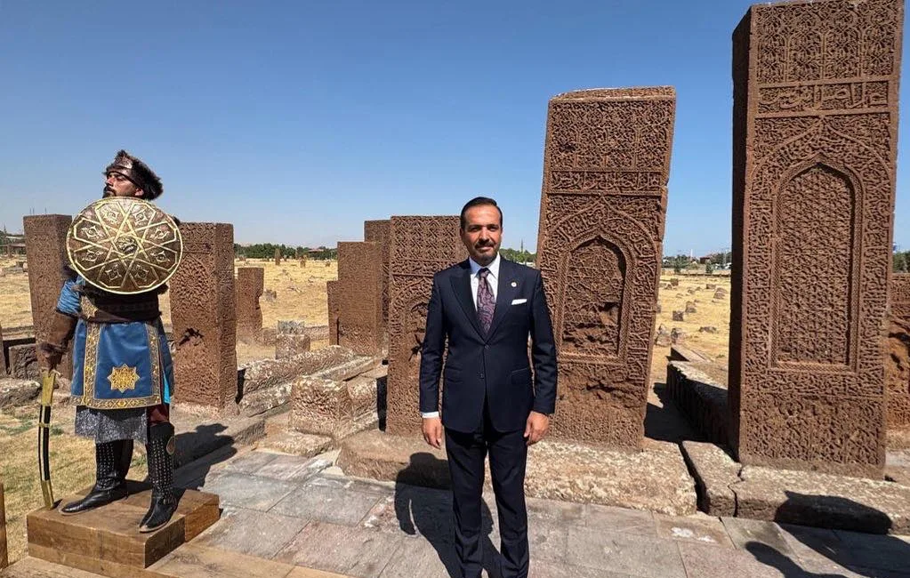 AK Parti Genel Başkan Yardımcısı ve Türk Devletleri ile İlişkiler