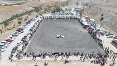  Sorgun Belediyesi tarafından bu yıl ikincisi düzenlenen Modifiye Araba