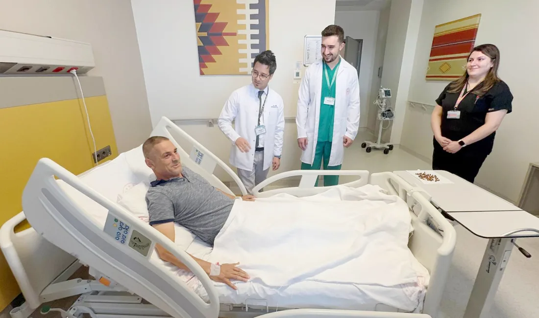 Yozgat Şehir Hastanesinde gerçekleştirilen başarılı bir ameliyatta, 45 yaşındaki Serhat