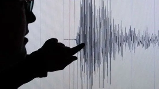 Balıkesir'in Alakır-Sındırgı ilçesinde 6.0 büyüklüğünde ve 7.7 km derinlikte deprem