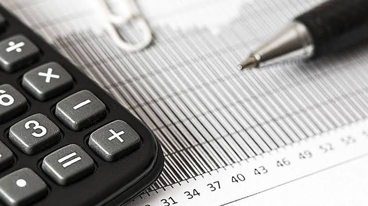 Emlak vergisinde rayiç bedel artışıyla yurttaşları şaşırtan vergi şoku yaşanıyor.