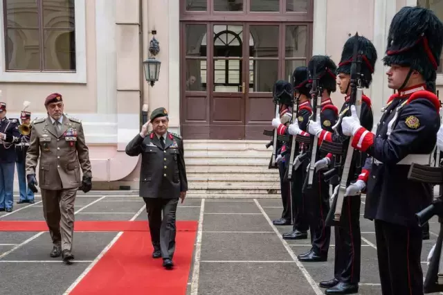 Yeni Genelkurmay Başkanı Orgeneral Selçuk Bayraktaroğlu'nun bilinmeyenleri