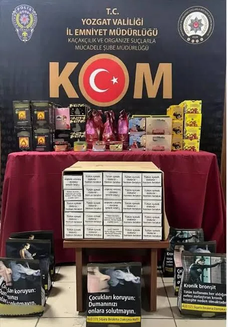 Yozgat’taki Kaçak Tütün Baskınında 15 Bin 650 Filtre Ele Geçirildi Yozgat'ın Sarıkaya ilçesinde düzenlenen operasyonda, 15 bin 650 filtreli tütün
