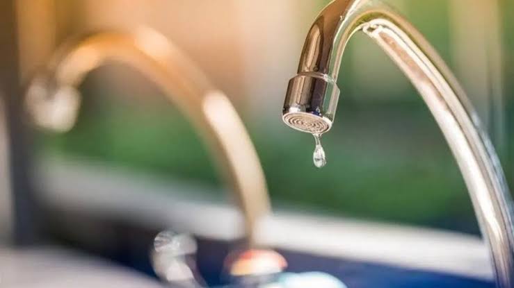 İzmir'de kuraklık sebebiyle planlanan su kesintileri sıklıkla uygulanmaya başlanacak. Menemen