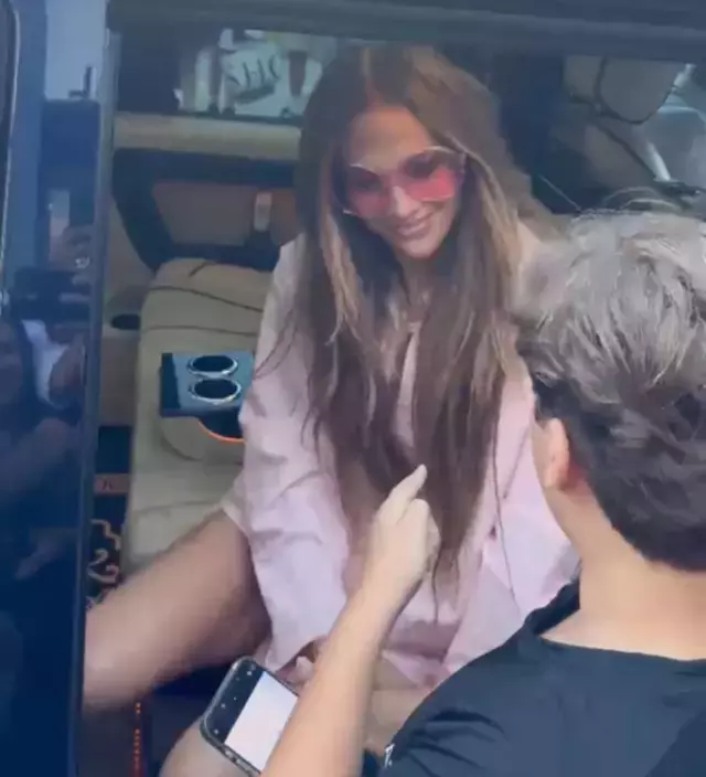 Jennifer Lopez'den İstanbul'da alışveriş turu