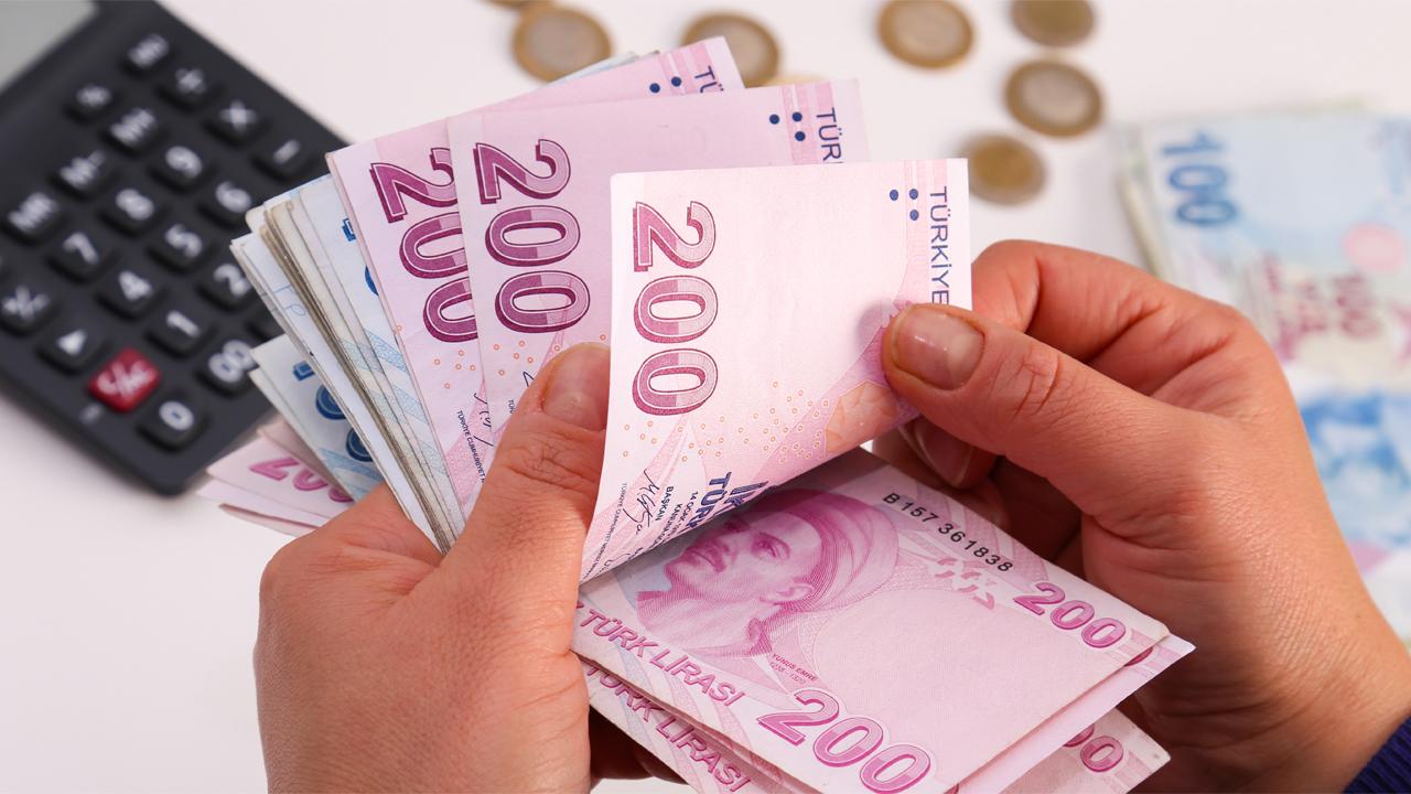 Merkez Bankası'nın yıl sonu enflasyon tahminlerine göre; SSK ve Bağ-Kur