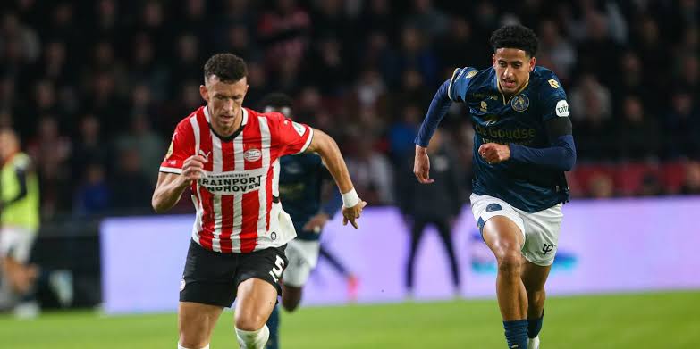PSV, Go Ahead Eagles karşısında güçlü bir performans sergilerken, henüz