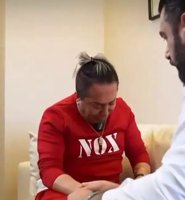 Sahte diploma skandalı büyüyor! Ünlü psikolog, halı yıkamacı çıktı