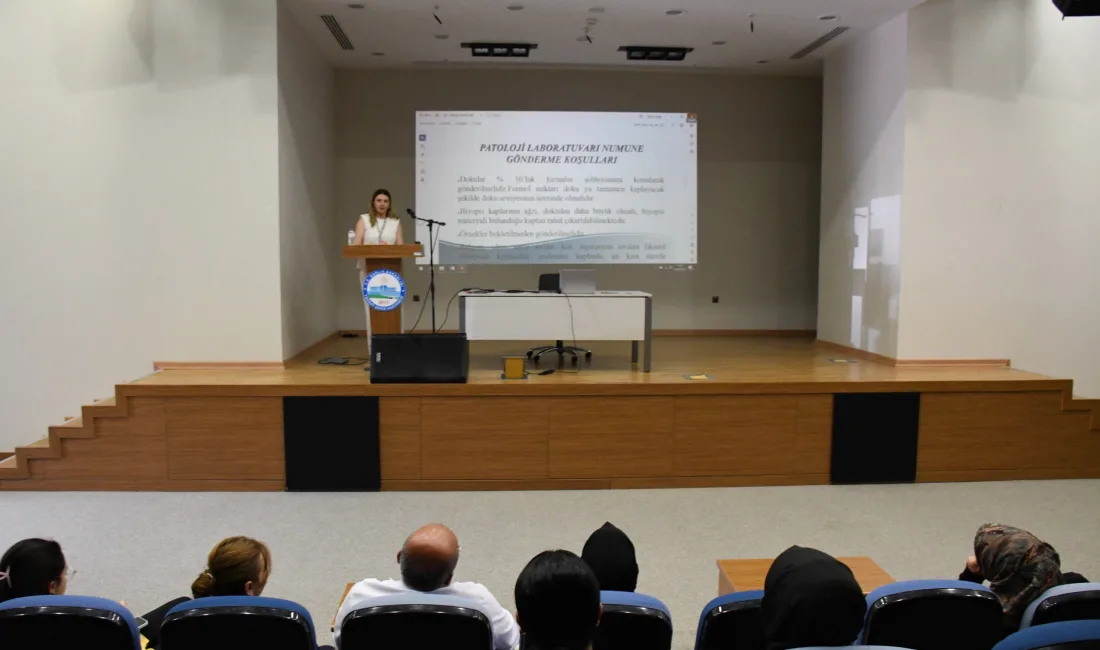 Yozgat Şehir Hastanesi’nde Patoloji Toplantısı Uzman Dr. F. Selin Görücü, Yozgat Şehir Hastanesi’nde patoloji numune