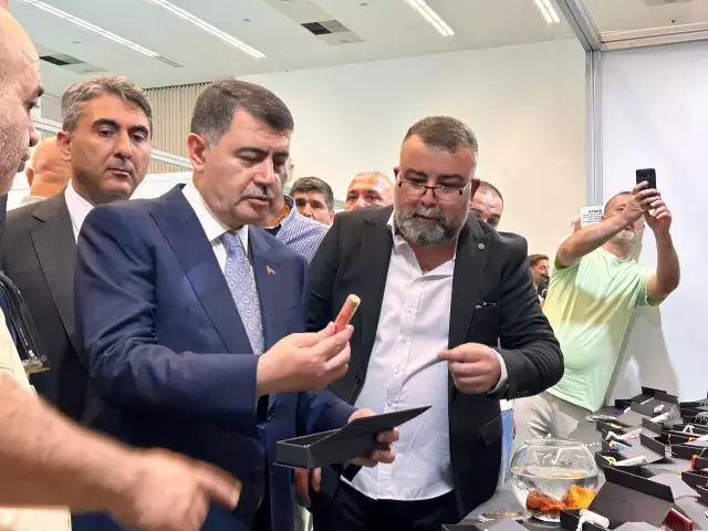 Sultan 2. Abdülhamid Han'ın namaz vakitlerini gösteren saati 4 bin dolara satışta