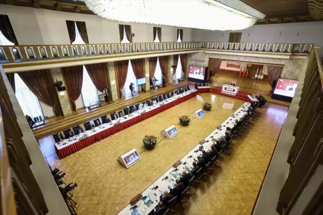 Tarihi komisyonun Meclis'teki ilk toplantısı sona erdi