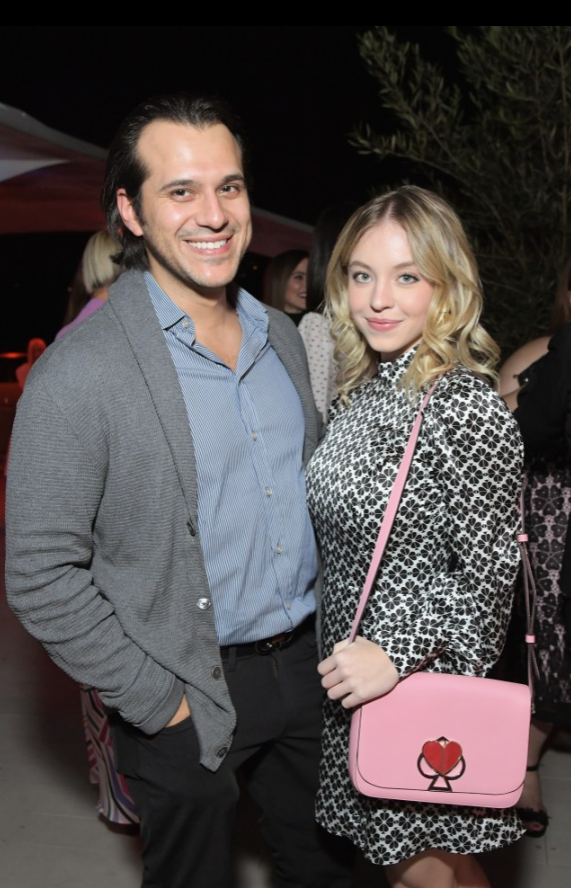 Ünlü oyuncu ayrılık sonrası yıldız futbolculardan yüzlerce çıkma teklifi aldı