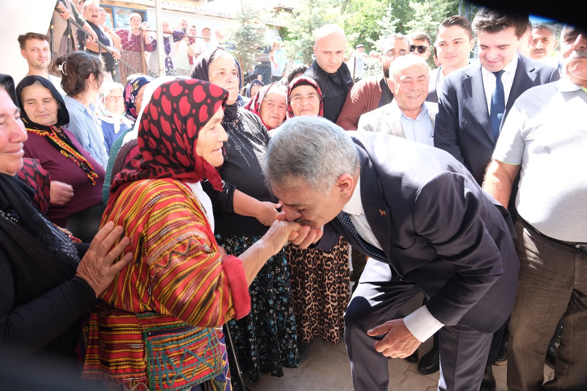 Kültür ve Turizm Bakanlığı, Yozgat'ta 56 cemevinden 26'sının onarımını tamamladı.